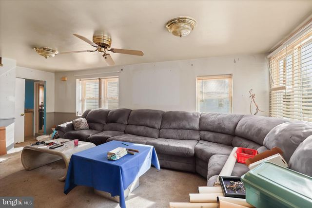 8215 BON AIR RD, Baltimore, MD 21234