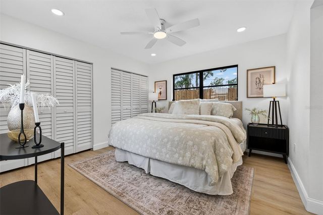 9714 53RD AVENUE N, St Petersburg, FL 33708