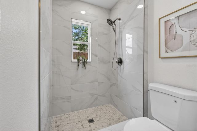 9714 53RD AVENUE N, St Petersburg, FL 33708