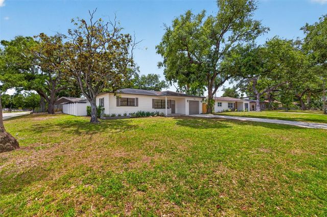 9714 53RD AVENUE N, St Petersburg, FL 33708