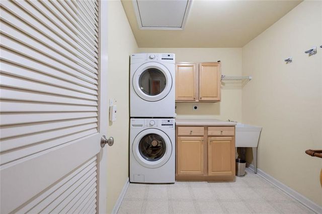 3077 Hudson Way, Decatur, GA 30033