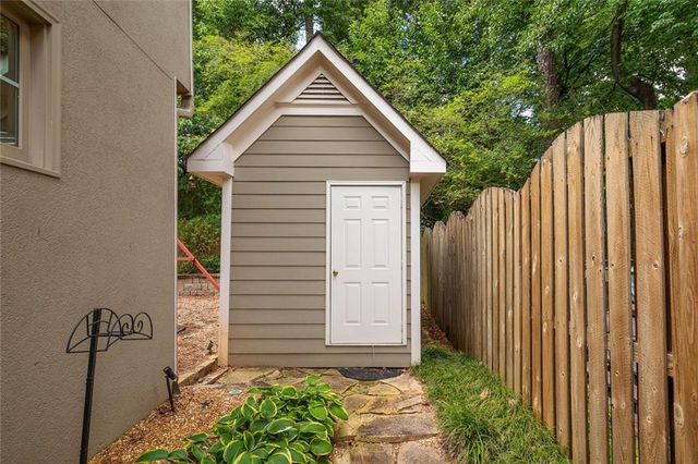 3077 Hudson Way, Decatur, GA 30033