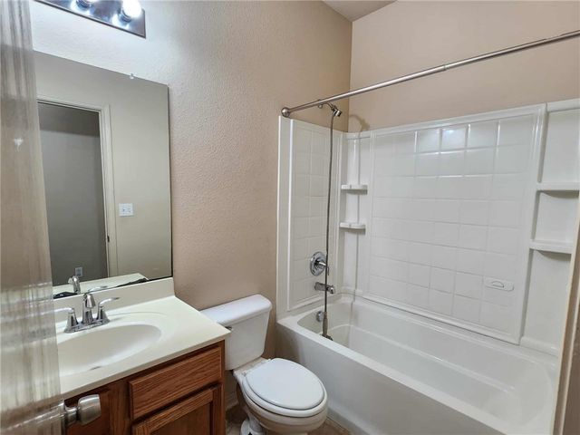 3021 Las Brisas St, Corpus Christi, TX 78414