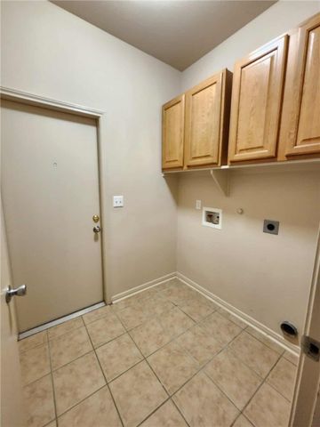 3021 Las Brisas St, Corpus Christi, TX 78414