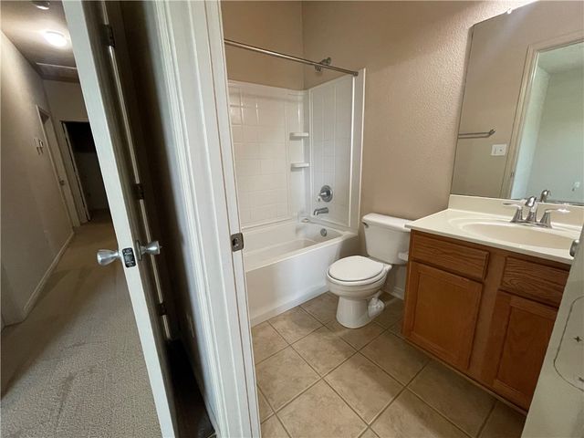 3021 Las Brisas St, Corpus Christi, TX 78414