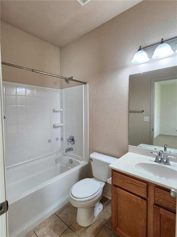 3021 Las Brisas St, Corpus Christi, TX 78414