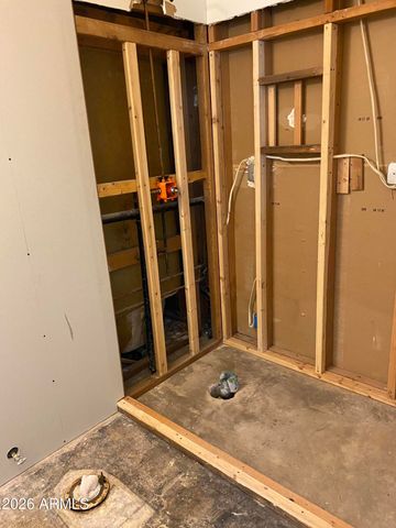 3727 W Banff Lane, Phoenix, AZ 85053