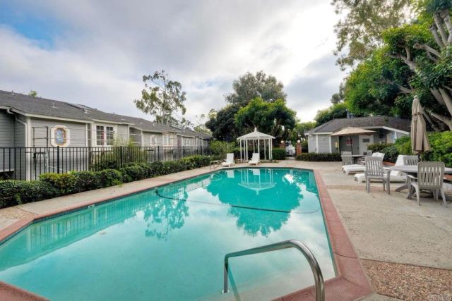 2132 S. Coast Hwy, Oceanside, CA 92054