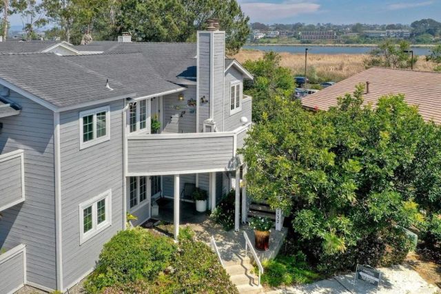 2132 S. Coast Hwy, Oceanside, CA 92054