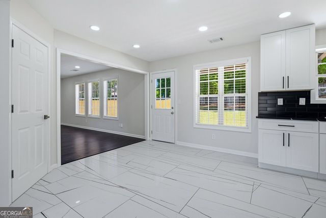 650 Paper Creek Drive, Lawrenceville, GA 30046