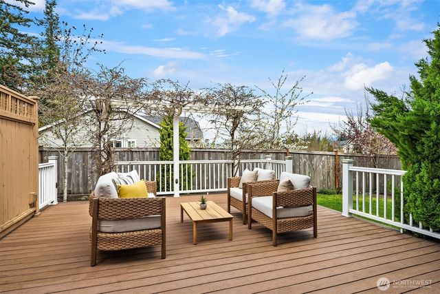 33908 SE Sorenson Street, Snoqualmie, WA 98065