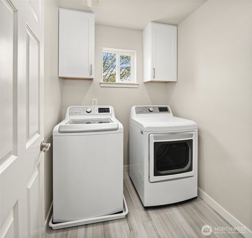 33908 SE Sorenson Street, Snoqualmie, WA 98065