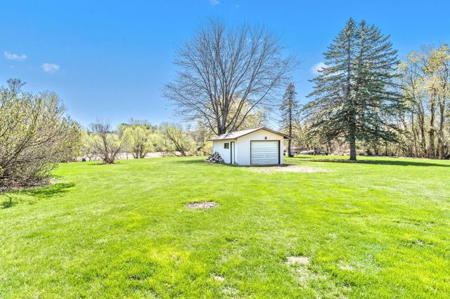 830 W 4th Street, Rush City, MN 55069