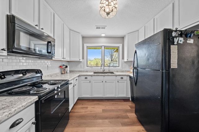 830 W 4th Street, Rush City, MN 55069