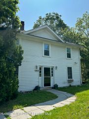 8874 Route 9w, Athens, NY 12015