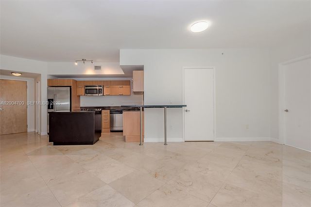 350 S Miami Ave 2702, Miami, FL 33130