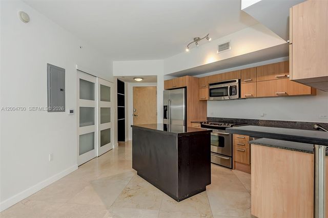 350 S Miami Ave 2702, Miami, FL 33130