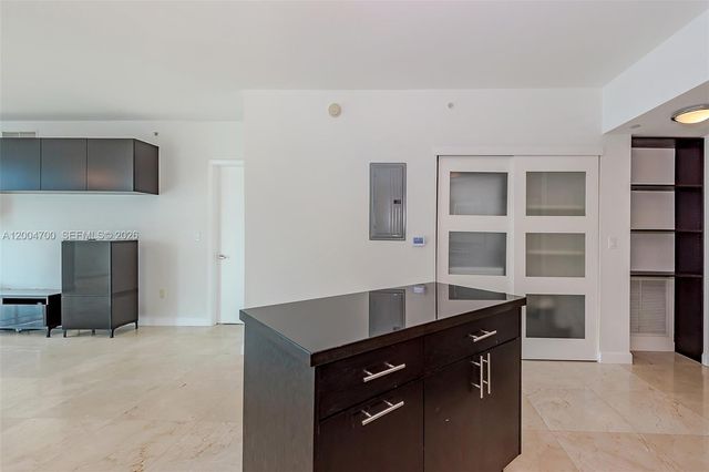 350 S Miami Ave 2702, Miami, FL 33130