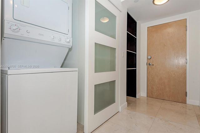 350 S Miami Ave 2702, Miami, FL 33130