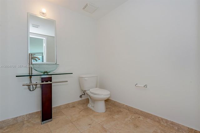 350 S Miami Ave 2702, Miami, FL 33130