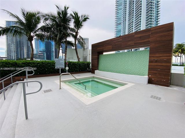 350 S Miami Ave 2702, Miami, FL 33130