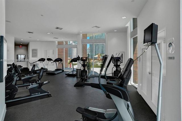 350 S Miami Ave 2702, Miami, FL 33130