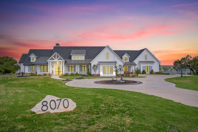 8070 Brownie Luker Blvd., Granbury, TX 76048
