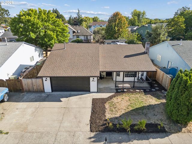 6408 Se LOIS St, Hillsboro, OR 97003