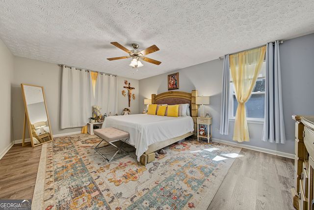 330 Laurelwood Drive, Tyrone, GA 30290