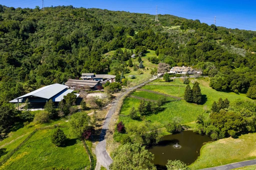 Image 26 of property listing at 22480 Mount Eden Road, Saratoga, CA 95070