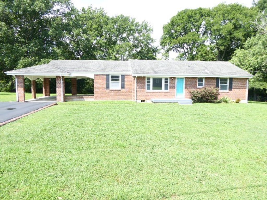 214 Wilowen Dr, Nashville, TN 37210