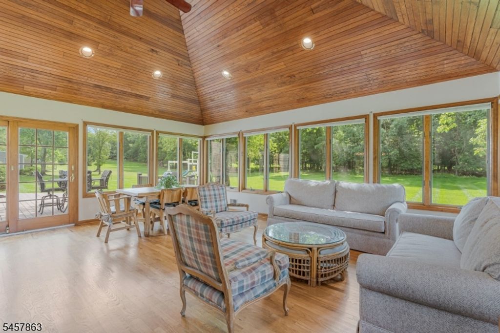 258 Dutch Farm Rd, Bridgewater Twp., NJ 08807 — photo 5