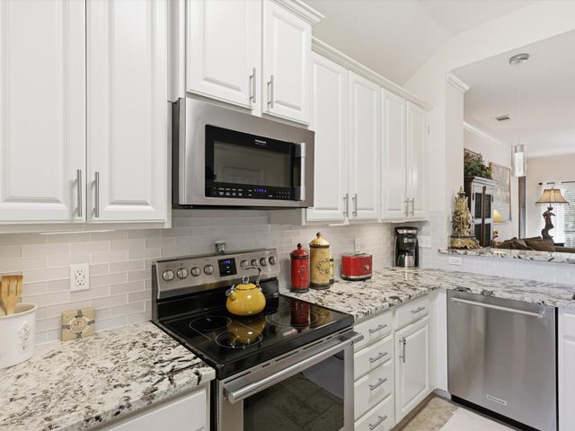 3075 WILLOW GROVE Boulevard 402, Mckinney, TX 75070