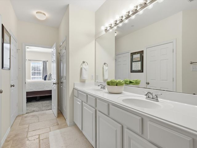 3075 WILLOW GROVE Boulevard 402, Mckinney, TX 75070