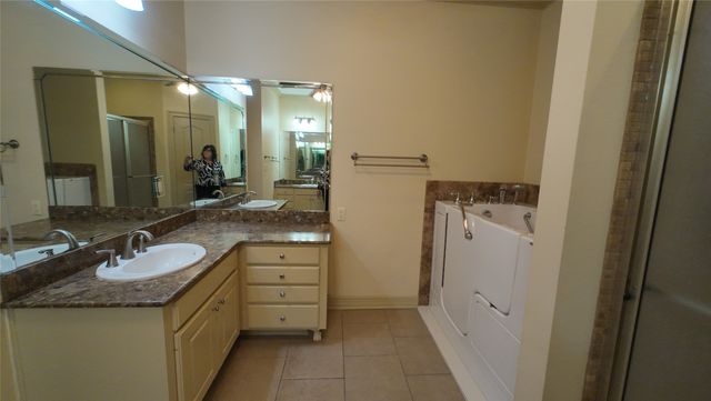 2050 Stockwell Road 4, Bossier City, LA 71111