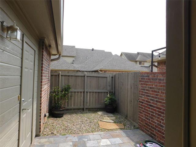 2050 Stockwell Road 4, Bossier City, LA 71111