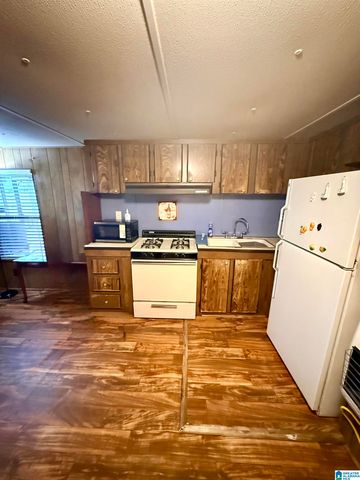 806 PINE GROVE ROAD, Sylacauga, AL 35150