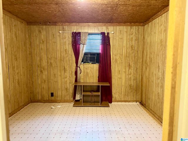 806 PINE GROVE ROAD, Sylacauga, AL 35150