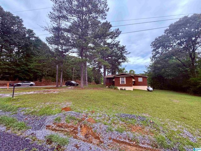 806 PINE GROVE ROAD, Sylacauga, AL 35150