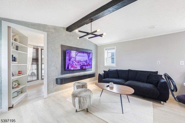 190 West 24th Street B22, Bayonne City, NJ 07002