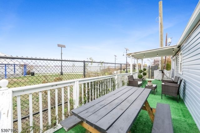 190 West 24th Street B22, Bayonne City, NJ 07002