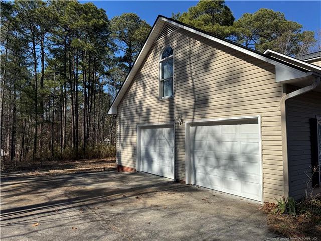 42 Lotus Lane, Sanford, NC 27332