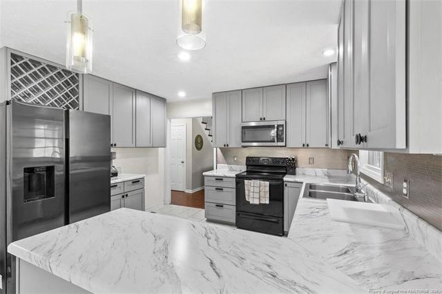 618 Southwick Drive, Fayetteville, NC 28303