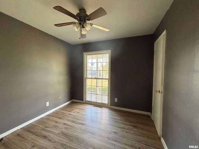 111 N TOWER Road, Carbondale, IL 62901