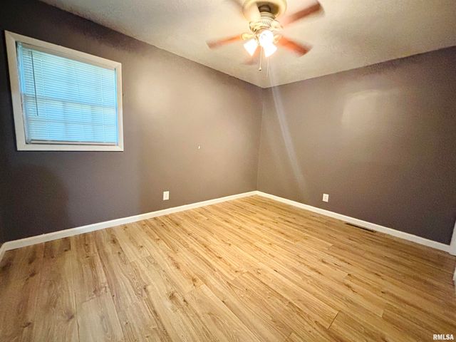 111 N TOWER Road, Carbondale, IL 62901