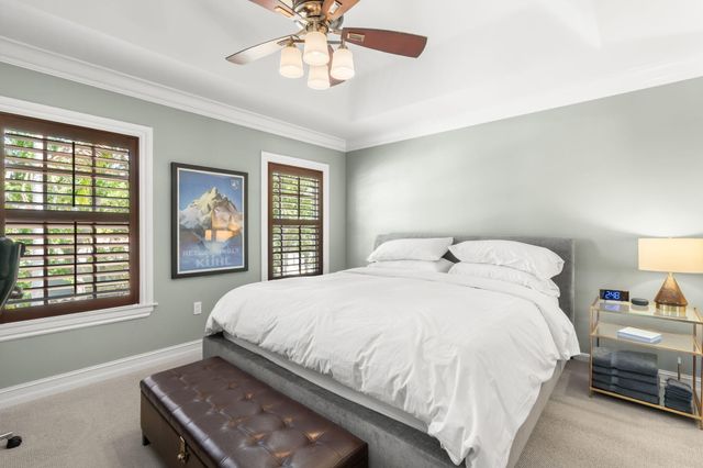 633 NE 20th Street, Wilton Manors, FL 33305