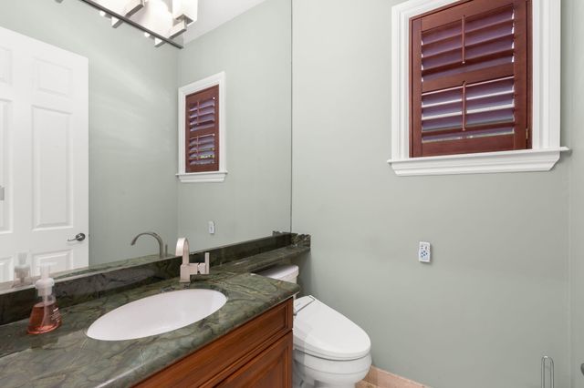 633 NE 20th Street, Wilton Manors, FL 33305