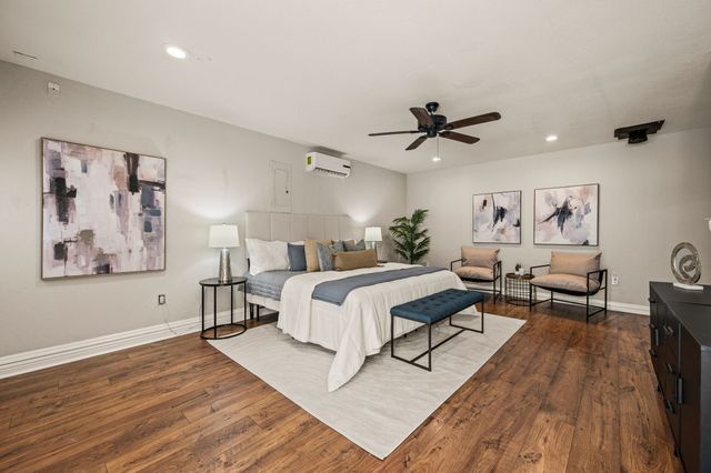 633 Lewis Drive, Hurst, TX 76054