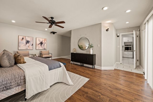 633 Lewis Drive, Hurst, TX 76054