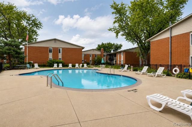 4009 Benjamin Avenue, Royal Oak, MI 48073